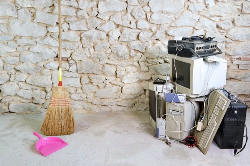 Environmentally friendly waste disposal with skip hire